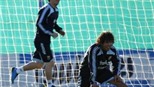 Tevez kinh ngạc vì Messi