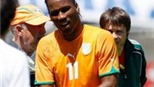 Bờ Biển Ngà: Drogba nghỉ World Cup vì gãy tay?