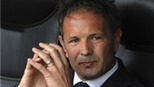 Fiorentina bắt đầu triều đại Mihajlovic: Mục tiêu trở lại Champions League