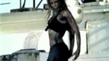 Shakira "nhuộm bùn" để trình diễn ở World Cup 2010