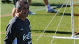 HLV Oscar Tabarez: "Thắng Pháp không dễ nhưng không phải là không thể"