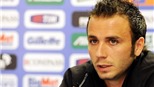 Pazzini: “Vuvuzela thật kinh khủng”