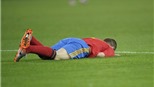 Iniesta chỉ bị đau nhẹ