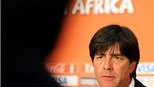 HLV Joachim Loew: Serbia sẽ phản đòn