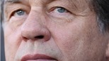 Otto Rehhagel: "Hy Lạp sẽ tấn công Messi ở mọi nơi"