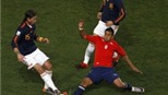 Chile - Tây Ban Nha 1-2:  Kẻ thua, người thắng cùng hưởng niềm vui
