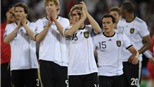 Philip Lahm chỉ rõ "bệnh" của ĐT Anh