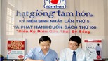 First News có nhà phát hành sách trên mạng độc quyền