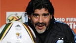 Góc Hồng Ngọc: Làm thế nào để “sáng chế” ra Maradona?