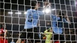Suarez trải lòng về "bàn tay của Chúa"
