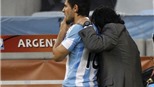 Đức đè bẹp Argentina: Khi Loew "dạy" Maradona "nhảy múa"