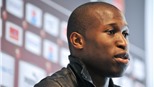Rod Fanni sắp về Atletico Madrid 