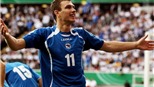 Man City:  Tiến rất gần đến Dzeko