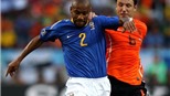 Mourinho quyết không từ bỏ mục tiêu Maicon