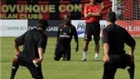 HLV Allegri không muốn làm "cách mạng" ở Milan? 