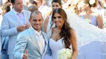 Inter tìm người thay Balotelli: “Cưới” Forlan cho Sneijder?