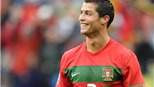  Ronaldo tích cực làm thương hiệu:   Ronaldo "cướp" áo Raul