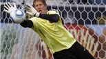 Van der Sar vẫn chưa muốn dừng lại