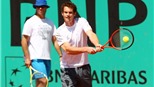 Murray chia tay HLV Maclagan