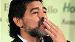 Maradona không được LĐBĐ Argentina gia hạn hợp đồng: Các CĐV nổi giận