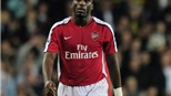 Sol Campbell “điên tiết” trước những chỉ trích