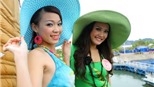 Người đẹp dự thi HHVN khoe sắc trên sóng nước Hạ Long