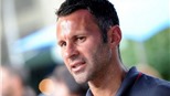 Ryan Giggs xem Chelsea là đối thủ chính