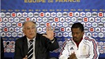 ĐT Pháp: Evra chỉ trích Domenech và Thuram