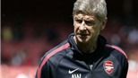 Wenger cam kết tiếp tục  gắn bó với Arsenal