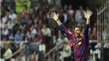Pique "châm chọc" Real Madrid