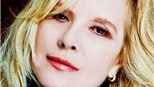 Sylvie Vartan nhận Bắc đẩu Bội tinh
