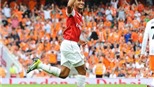 Arsenal & "nước cờ chiến lược" với Theo Walcott 