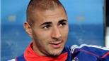 Giao hữu: Hercules - Real Madrid 1-3: Chờ Oezil, tìm thấy Benzema!
