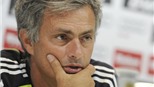 Đến lượt Mourinho chỉ trích Man City