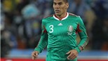 Fulham sắp có Carlos Salcido