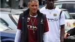 Balotelli bị đâm xe