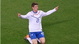 Huntelaar sánh ngang Van Basten