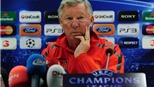 HLV Alex Ferguson "chê" World Cup 