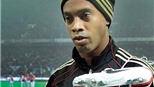 Milan, phía sau chiến thắng: Ronaldinho đâu rồi?