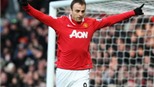  Berbatov giẫm nát "hoa hồng"