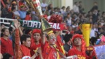 Cổ động viên ghi điểm trong trận đầu đại thắng ở Mỹ Đình