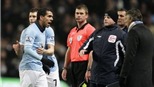 Khi chiến thắng, Man City vẫn "loạn": Tevez lại "bật Mancini