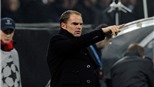 Frank De Boer thắng trận ra mắt với Ajax:  Lộ diện tướng tài