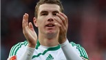 Dzeko bật đèn xanh cho Man City : Đón tôi đi, Man City!