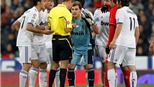 Real Madrid đánh bại Sevilla trong thế thiếu người: Khi trọng tài mới là "Người đặc biệt"