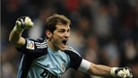 Iker Casillas: Chúng tôi chẳng sợ Barca