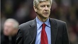 Wenger “đá xoáy” Nani: “Chắc Nani phải thông minh gấp 1600 lần tôi !”