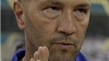 Al-Nasr sa thải Walter Zenga