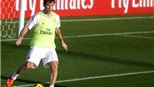  Milan ở Dubai: Cassano gây ấn tượng mạnh