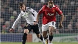 HLV Alex Ferguson khích tướng tiền vệ Anderson 